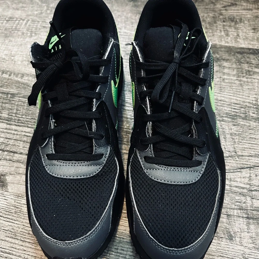 NIKE ✔️ AIR MAX EXCEE- GREEN STRIKE - Picture 3 of 10